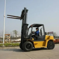 石家庄内燃叉车出租